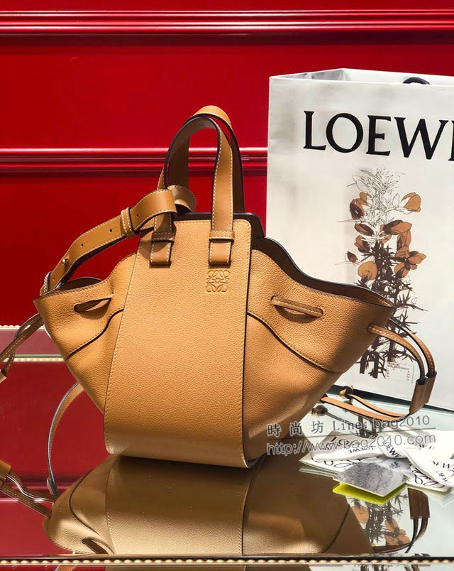 LOEWE包包 羅意威中號Hammock bag吊床包 羅意威肩背手提斜挎包 10395  tcl1419